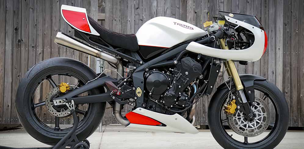 Modifikasi Triumph Street Triple 675 oleh Jett Design dan Motorelic thumbnail